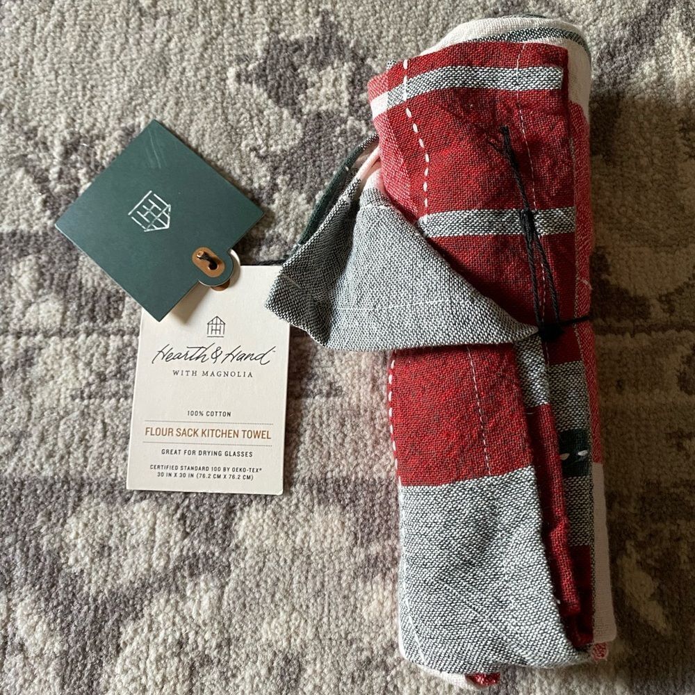 Hearth & Hand Plaid Holiday Kitchen Towel Red and Green